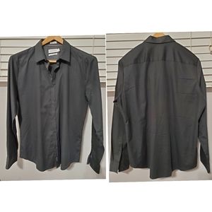 Calvin Klein Long Sleeve Button Down Shirt - Large